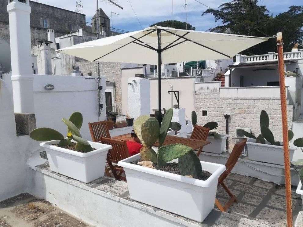 Vico Anglani Guest House Ostuni Bagian luar foto