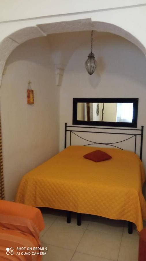 Vico Anglani Guest House Ostuni Bagian luar foto