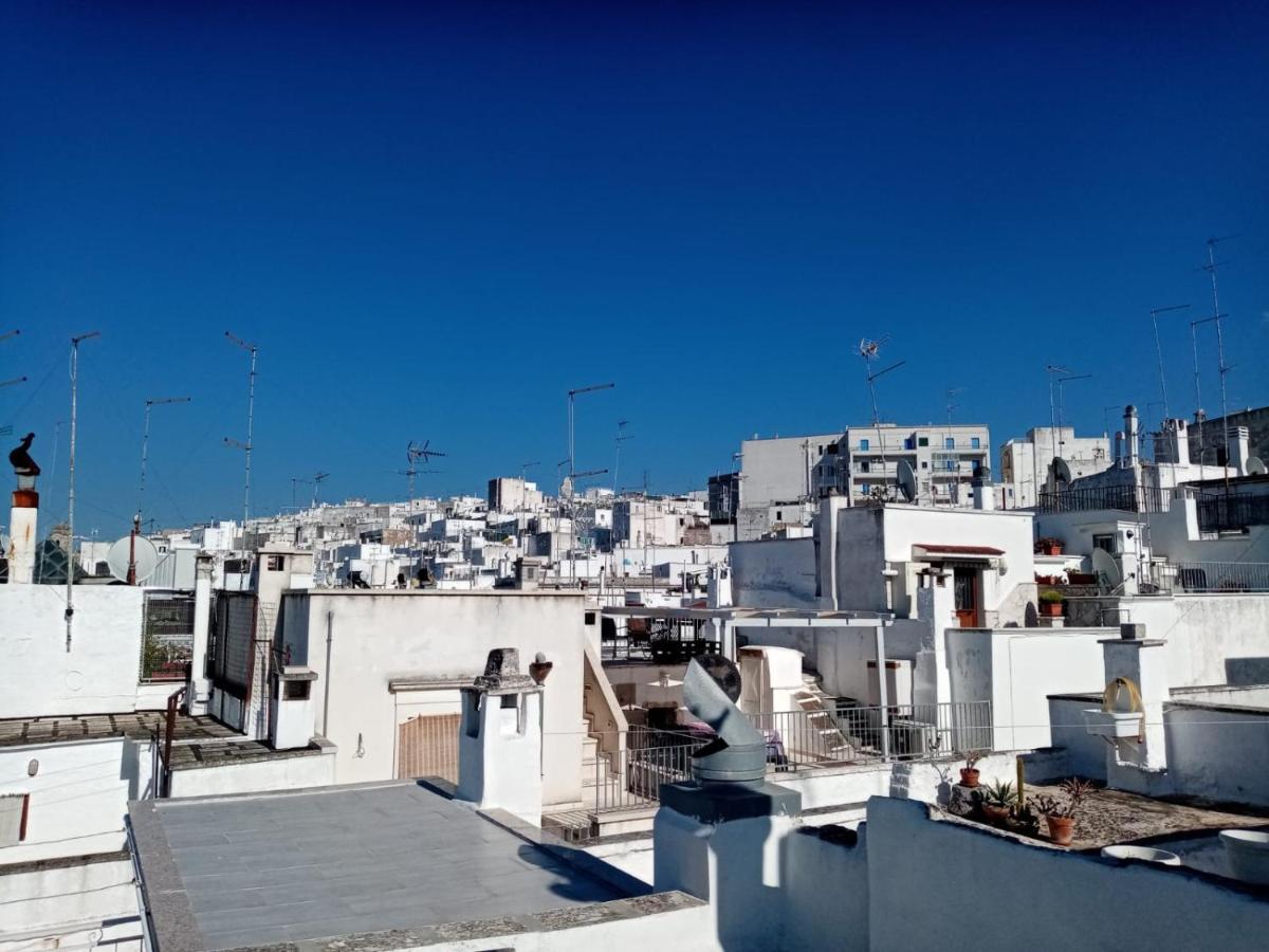 Vico Anglani Guest House Ostuni Bagian luar foto