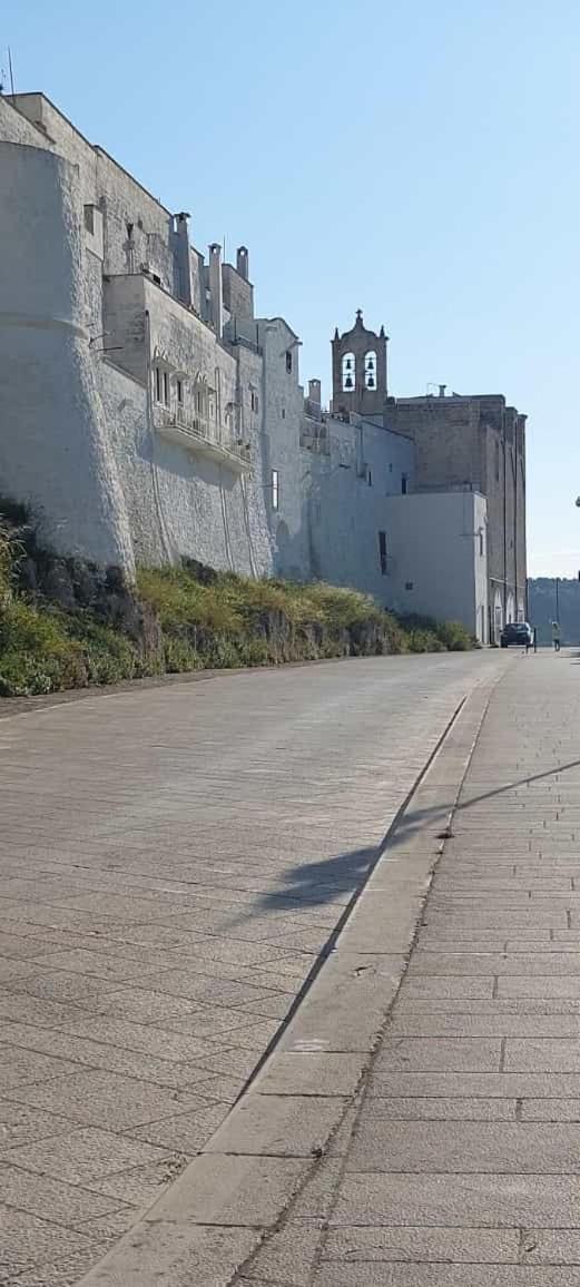Vico Anglani Guest House Ostuni Bagian luar foto