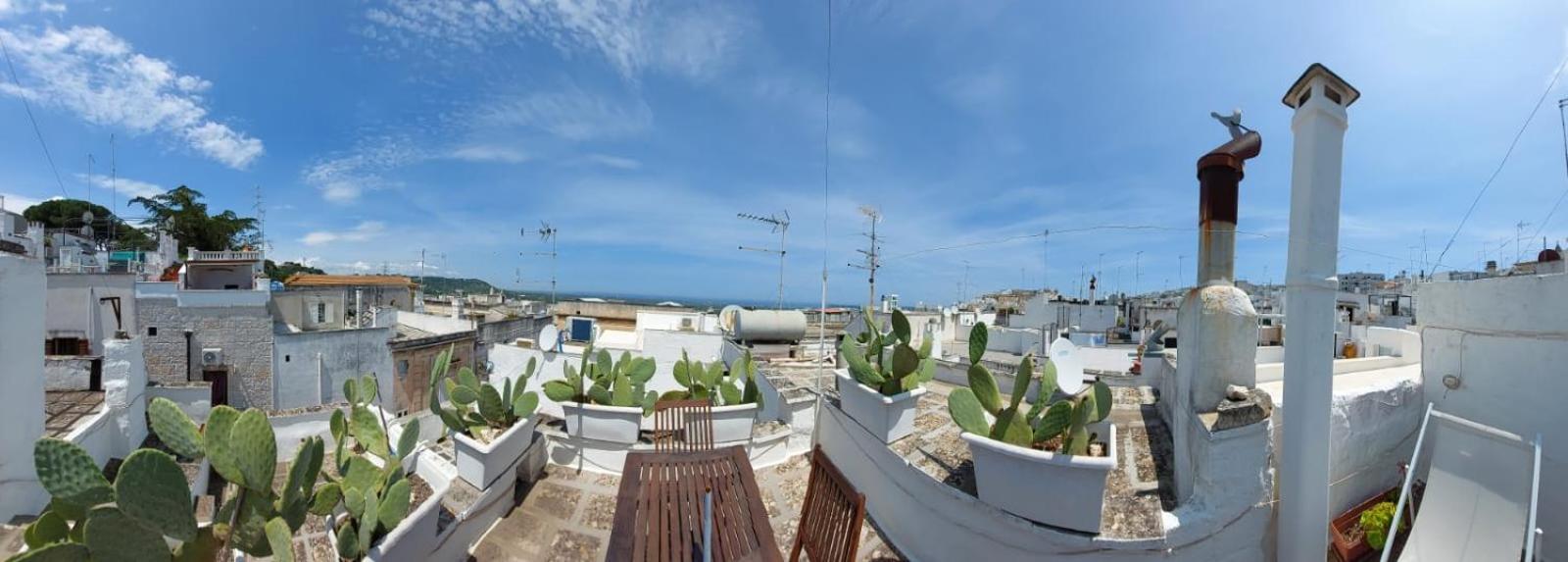 Vico Anglani Guest House Ostuni Bagian luar foto