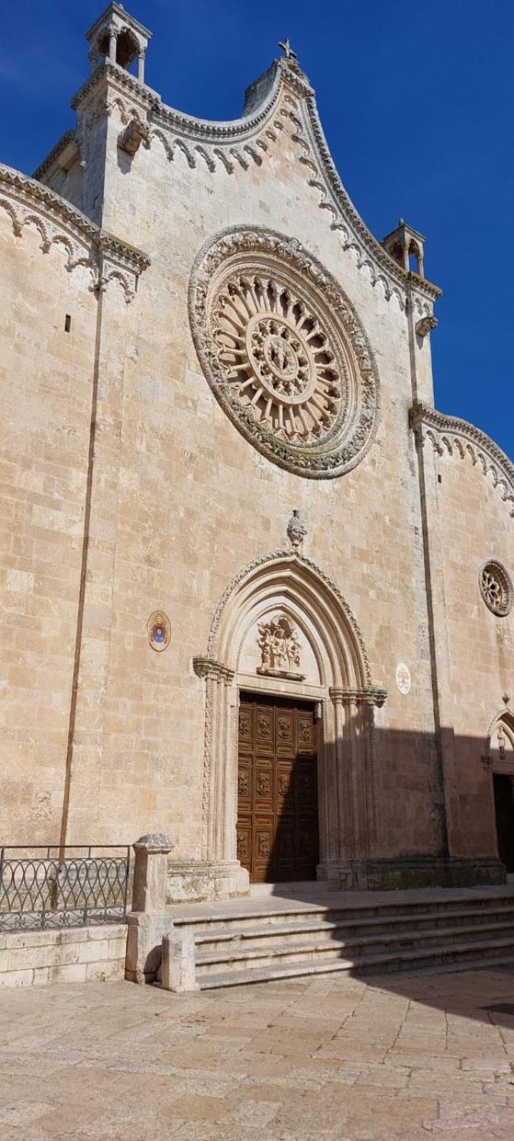 Vico Anglani Guest House Ostuni Bagian luar foto